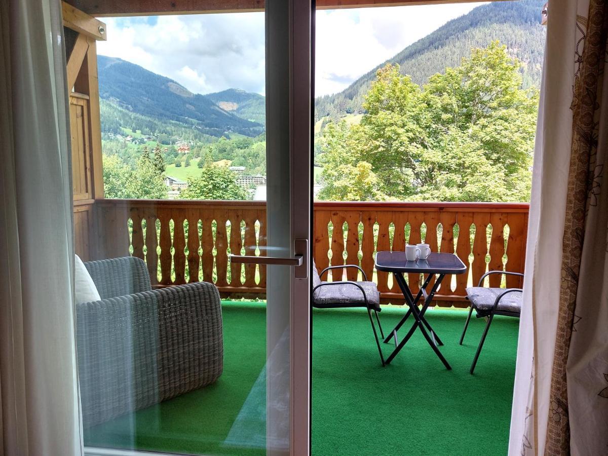 Alpenflair - Charming Ski-To-Door Apartment Bad Kleinkirchheim Exteriör bild