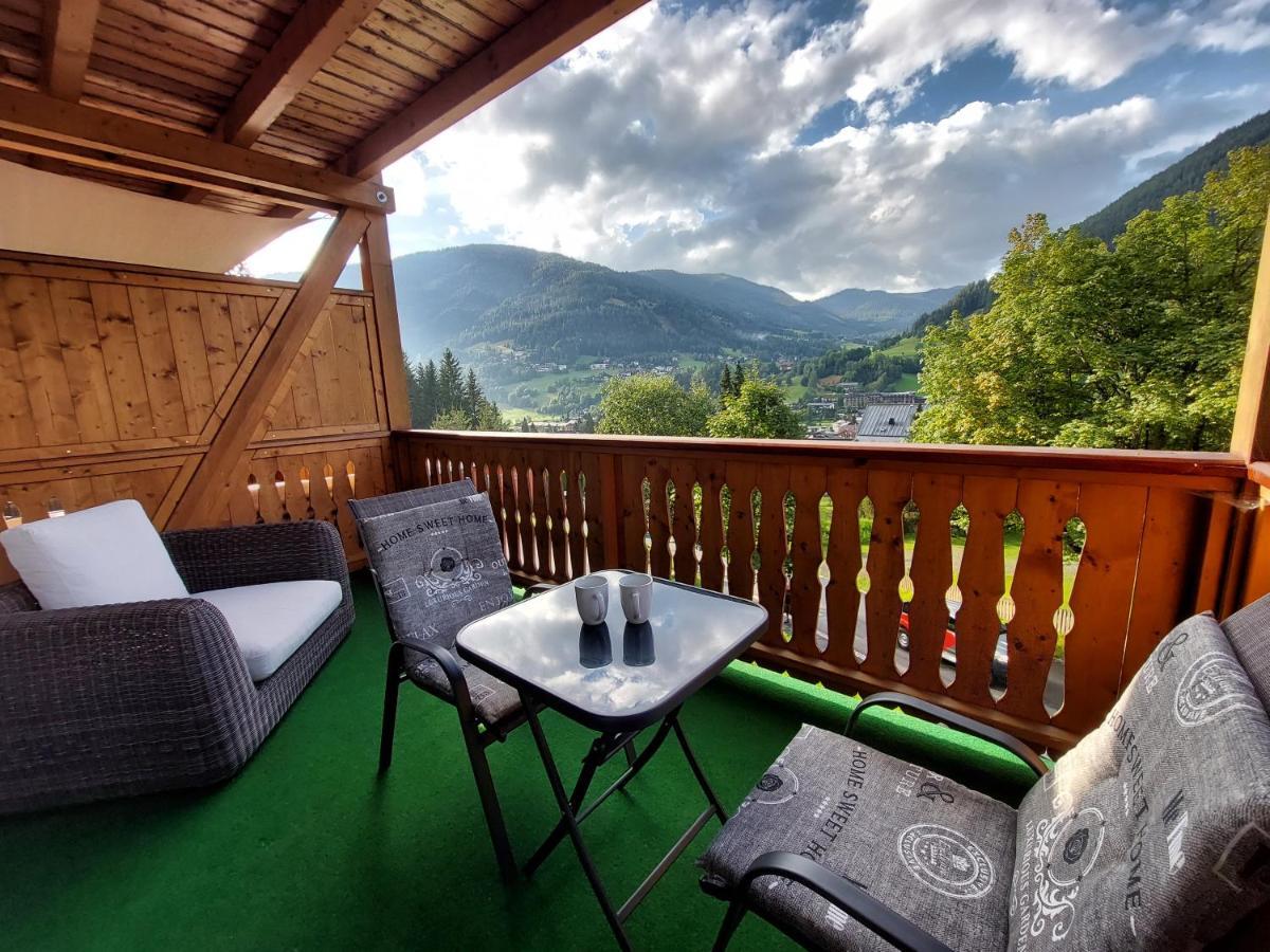 Alpenflair - Charming Ski-To-Door Apartment Bad Kleinkirchheim Exteriör bild